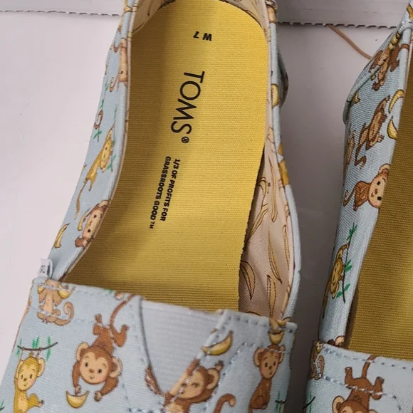 TOMS Monkey Bananas Ortholite Shoes size 7W NWT - Picture 3 of 13